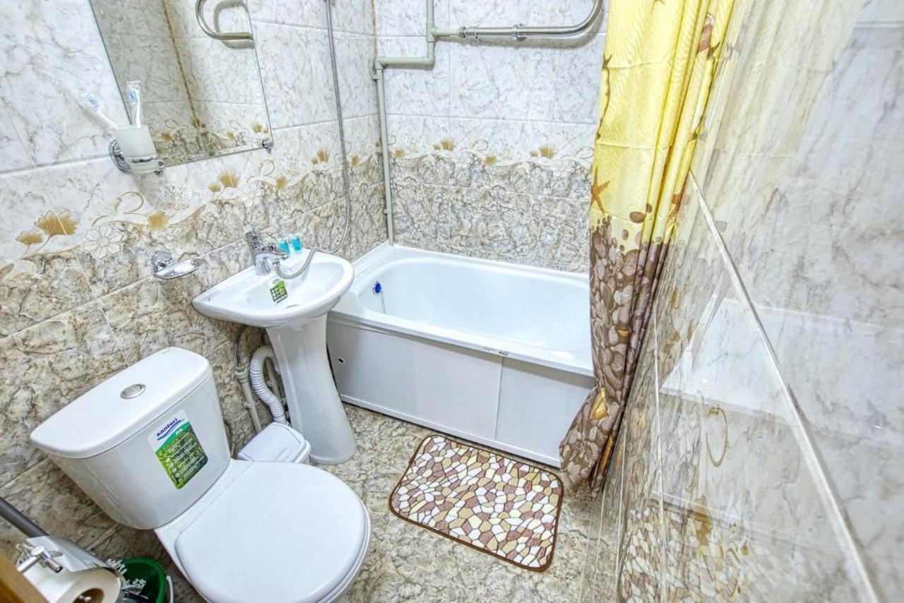 Апартаменты На Улице Клочкова, 128 Almaty Exterior foto