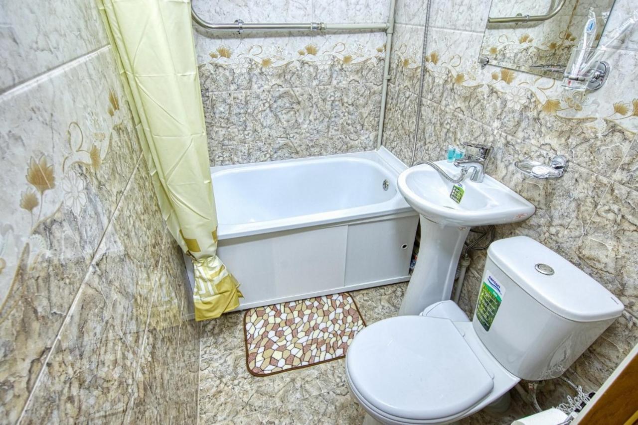 Апартаменты На Улице Клочкова, 128 Almaty Exterior foto